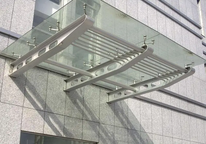 济南玻璃雨棚的斜度一般是多少？